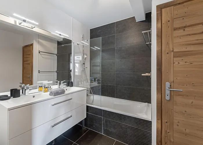 Διαμέρισμα Neuf 3p Avec Parking Et Services Inclus A - Fr-1-569-70